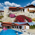 Gold Horse Vendeghaz Guest house Szilvasvarad